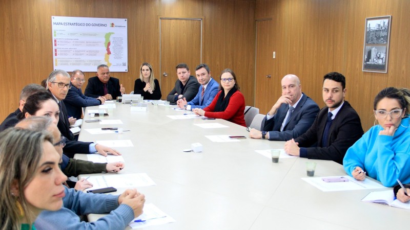 Ouvidoria-Geral do Estado e Ouvidoria-Geral do Tribunal de Justiça do Estado realizam encontro com Ouvidorias Públicas do RS, para apresentar o Projeto “O Rio Grande te Escuta” – Ação Integrada das Ouvidorias das instituições públicas gaúchas.